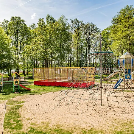 Appartamento W Park Nad Jeziorem *